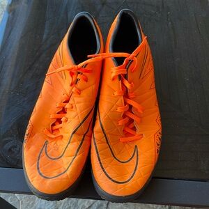 Men’s Nike soccer shoes